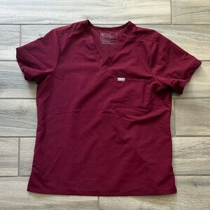 Figs - Catarina One-Pocket Scrub Top Burgundy